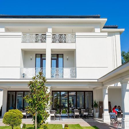 J'Adore Boutique Hotel لوغوج المظهر الخارجي الصورة