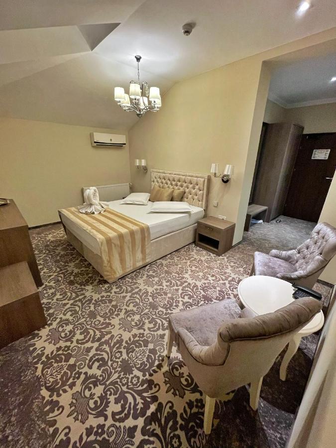 J'Adore Boutique Hotel لوغوج المظهر الخارجي الصورة