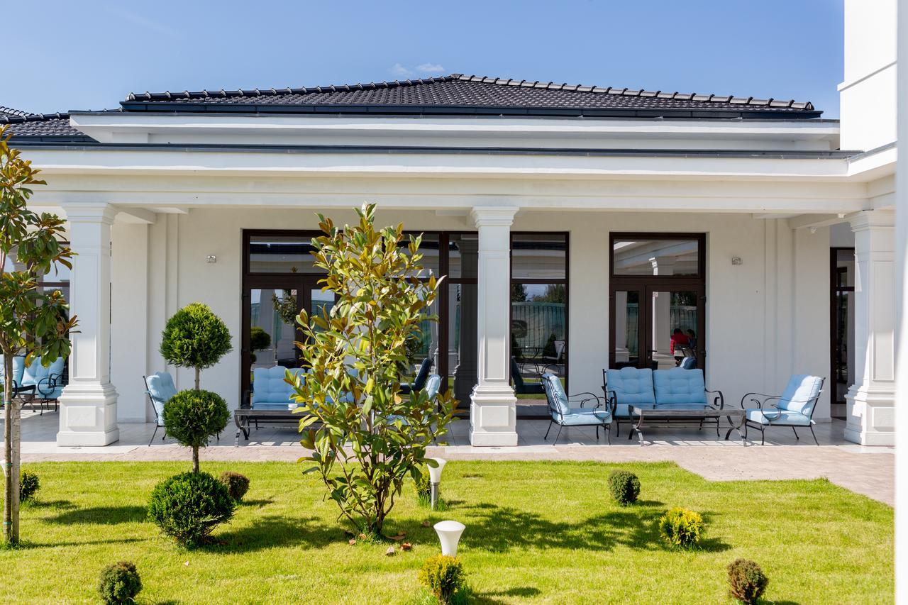 J'Adore Boutique Hotel لوغوج المظهر الخارجي الصورة
