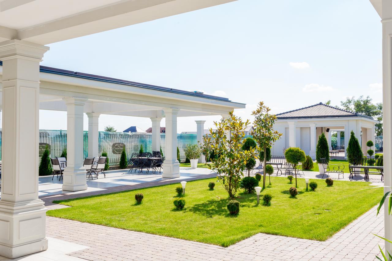 J'Adore Boutique Hotel لوغوج المظهر الخارجي الصورة