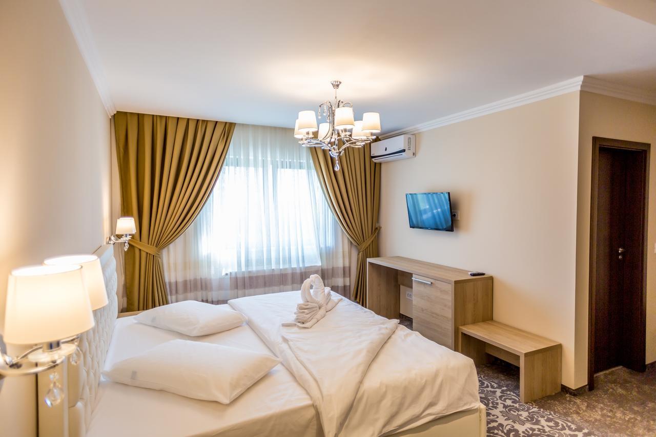 J'Adore Boutique Hotel لوغوج المظهر الخارجي الصورة