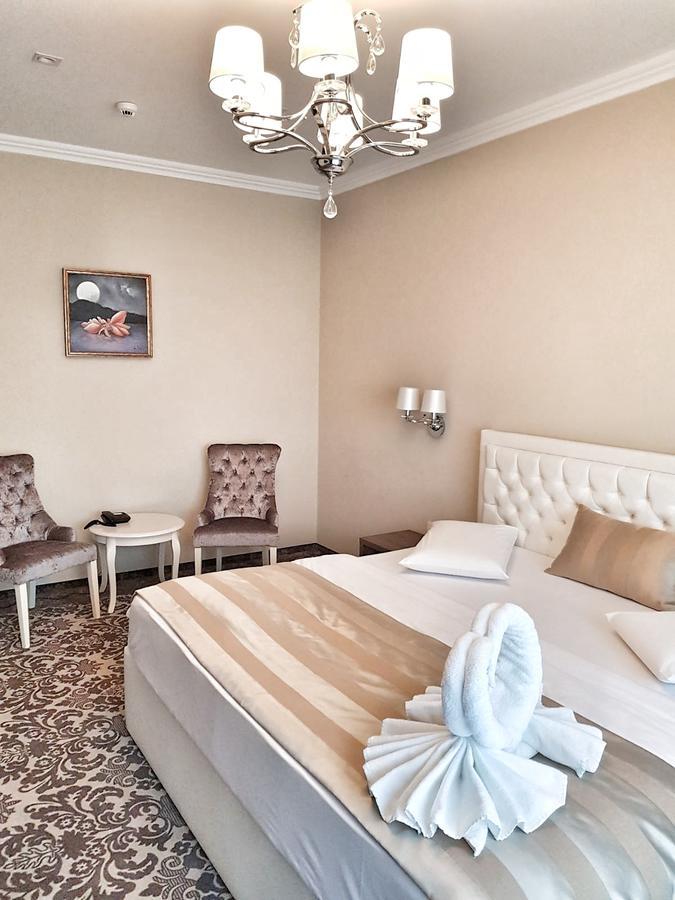 J'Adore Boutique Hotel لوغوج المظهر الخارجي الصورة