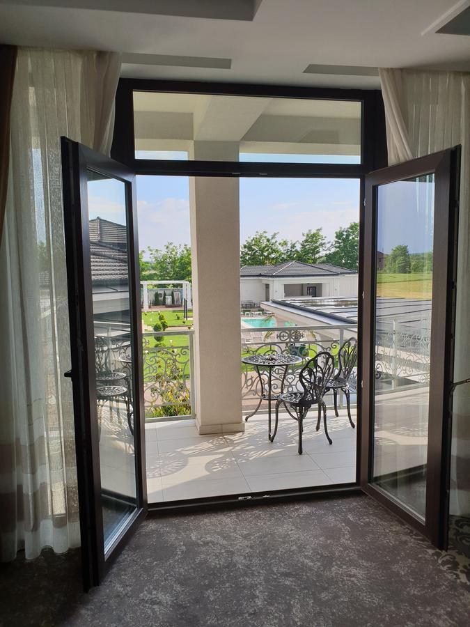 J'Adore Boutique Hotel لوغوج المظهر الخارجي الصورة